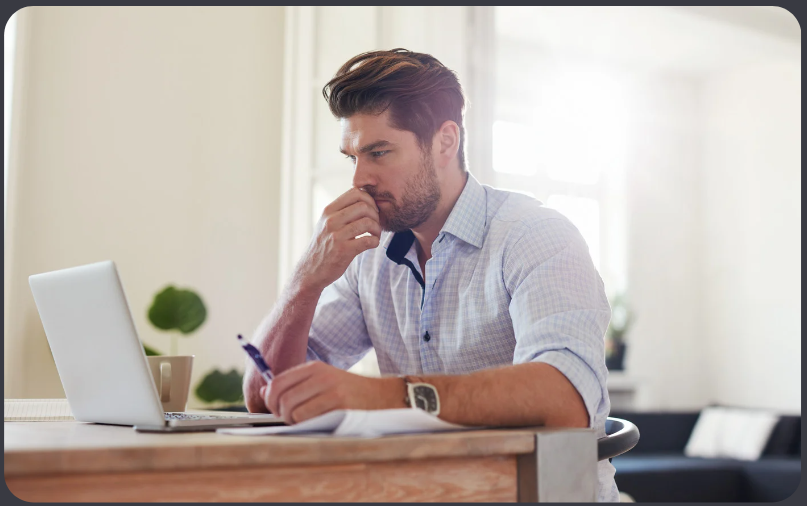 BizOwner at laptop-3